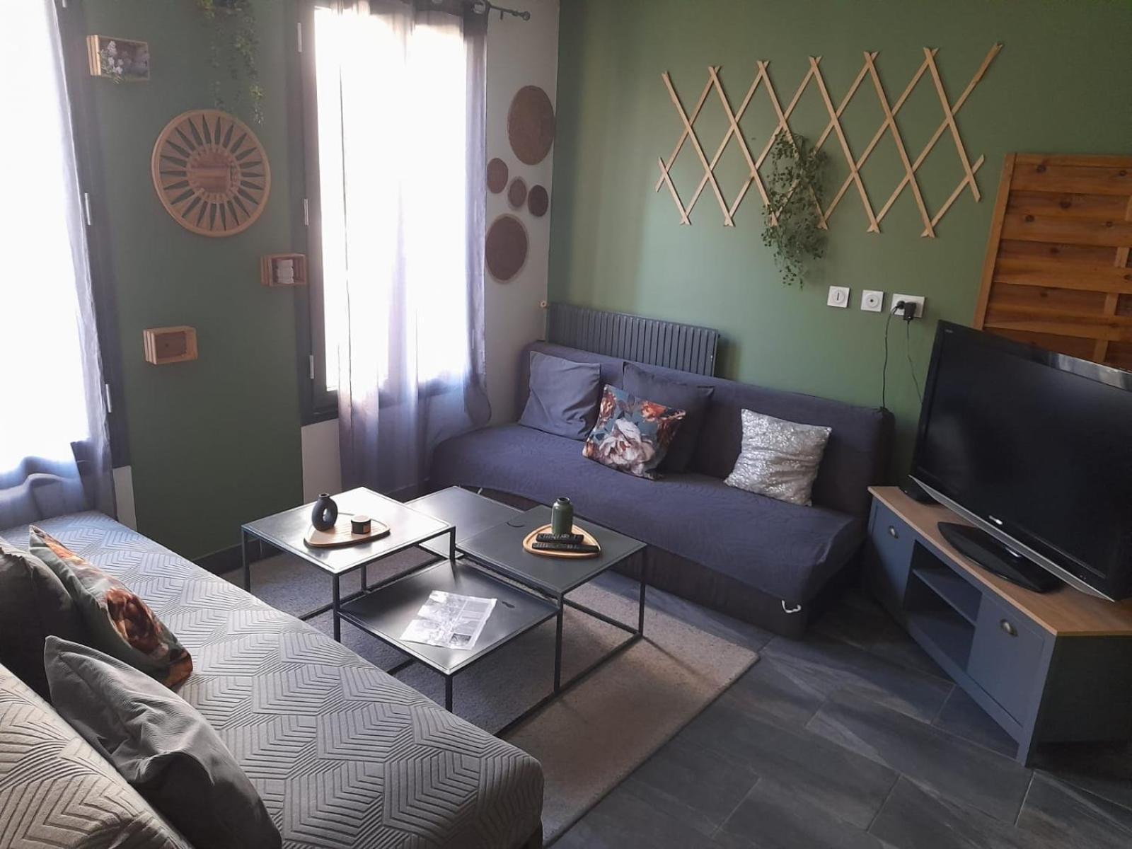 Apartment In Grey